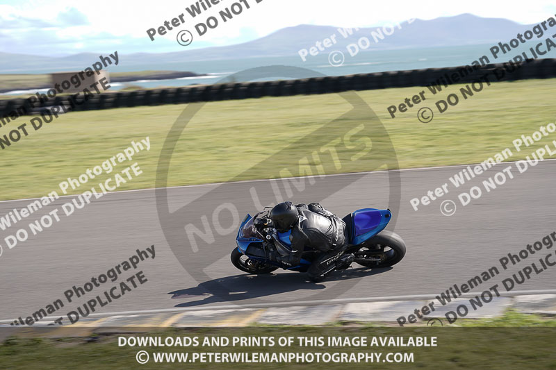 anglesey no limits trackday;anglesey photographs;anglesey trackday photographs;enduro digital images;event digital images;eventdigitalimages;no limits trackdays;peter wileman photography;racing digital images;trac mon;trackday digital images;trackday photos;ty croes